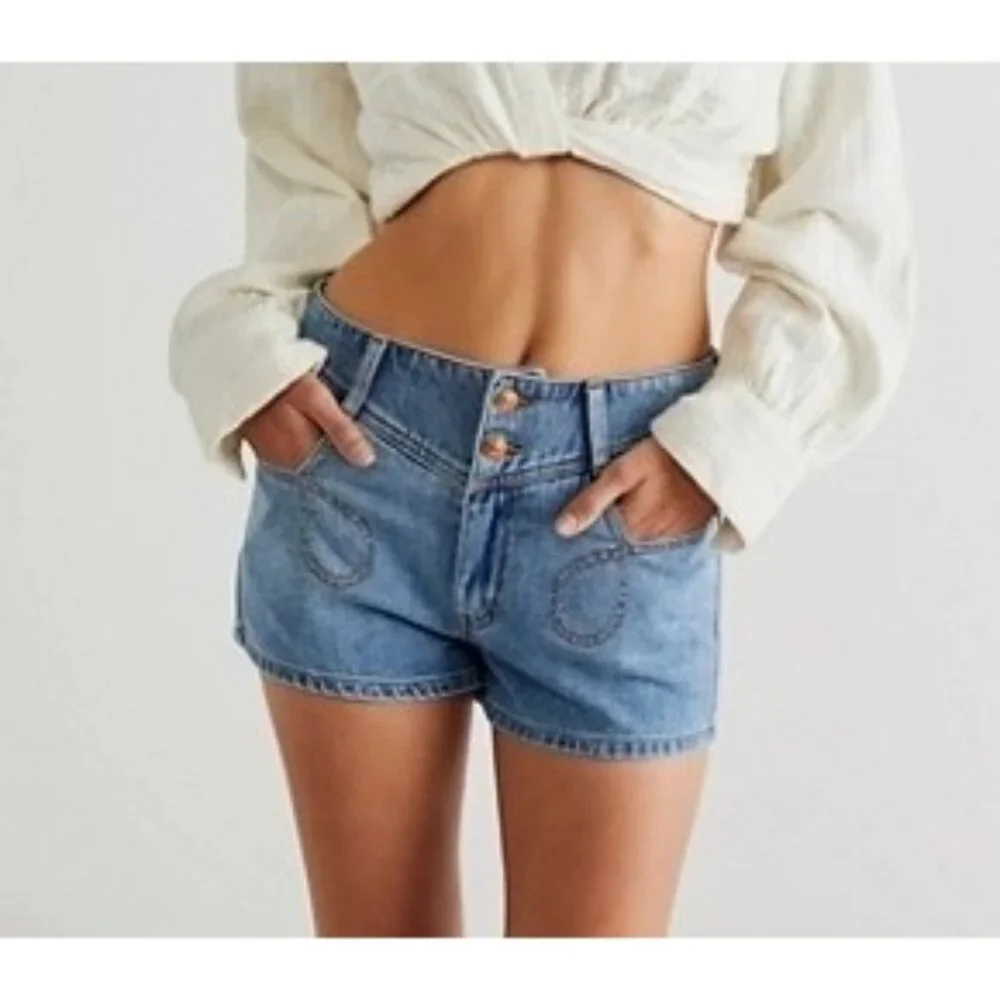 Free People Western Denim Shorts Size 28 Adjustable Waist Cowgirl Boho Country - Picture 1 of 11